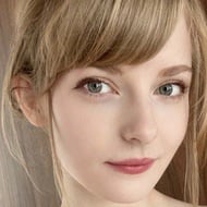 Ella Freya, 28 (Instagram Star)