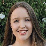 Ella James, 27 (YouTube Star)