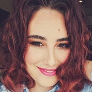 Ella Mielniczenko, 33 (YouTube明星)