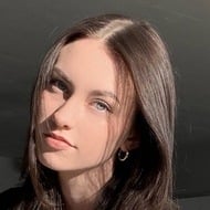 Elle Sizemore, 22 (TikTok Star)