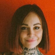 Elle Stanger, 37 (Bloguero)