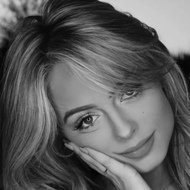 Elle Williamson, 23 (TikTok Star)