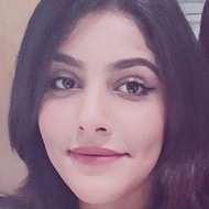 Elleanora, 30 (YouTube Star)