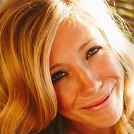 Ellie Holcomb, 41 (摇滚歌手)