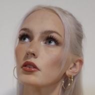 Ellie Reese Barnett, 22 (Star di YouTube)