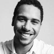 Elliot Knight, 35 (Attore TV)