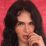 Elvira, 23 (YouTube Star)