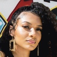 Emaza Dilan, 26 (Pop Singer)