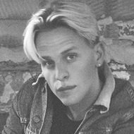 Emil Goll, 33 (流行歌手)