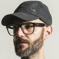 Emiliano Ponzi, 46 (插画家)