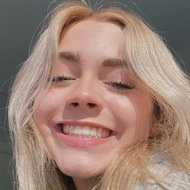 Emily Christensen, 21 (TikTok明星)