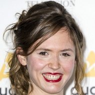Emily Cox, 39 (电视女演员)