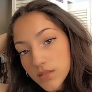 Emily Lopez, 20 (TikTok明星)