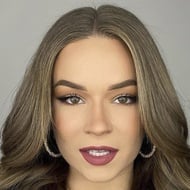 Emily Ward, 26 (Reality Star)