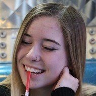 EMKAY, 24 (YouTube明星)