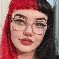 Emma Campbell, 26 (YouTube明星)