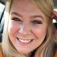 Emma Conway, 47 (Blogger)