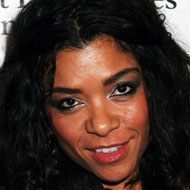 Emma Ferreira, 49 (Multimedia Kunstenaar)