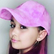 Emmagracie86, 19 (Likee Star)