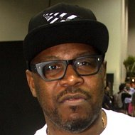 Emory Jones, 54 (時裝設計師)