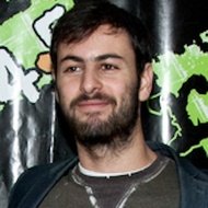 Eric Cannata, 33 (吉他手)