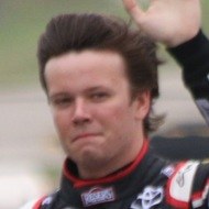 Eric Jones, 48 (Piloto de corrida)