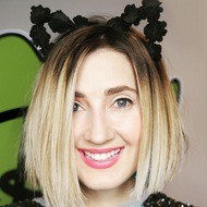 Erica Callais, 41 (Nhà hoạt động xã hội)