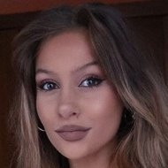 Erika Saccone, 26 (Star di YouTube)