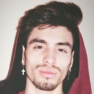 Esteban Echevarría, 26 (YouTube Star)