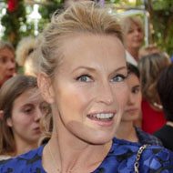 Estelle Lefebure, 57 (模特)