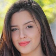 Esther Marcos, 23 (YouTube明星)