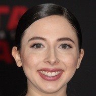 Esther Povitsky, 37 (Хост подкастов)