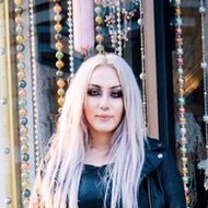 Evangeline Demuro, 28 (Instagram明星)