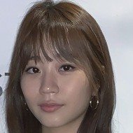 Evelyn Ha, 26 (TikTok Star)
