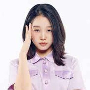 Ezaki Hikaru, 21 (Ca sĩ nhạc Pop)