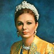 Farah Pahlavi, 87 (女皇)