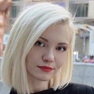 Farina Jo, 30 (YouTube明星)