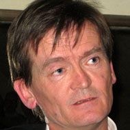 Feargal Sharkey, 67 (流行歌手)