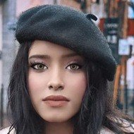 Fernanda Vegas, 26 (流行歌手)