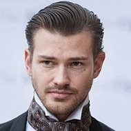 Filip Pogady, 38 (小提琴家)