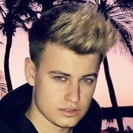 Filip Zabielski, 27 (Estrella de TikTok)