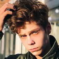 Fillatovvv, 21 (TikTok Star)