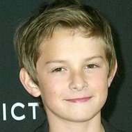 Finley Jacobsen, 23 (電影演員)