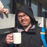 Fintan Magee, 38 (画家)