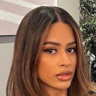 Flor De La Rosa, 28 (TikTok明星)