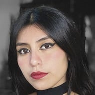 Flor Salvador, 25 (青年作者)