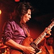 Frank Marino, 70 (吉他手)