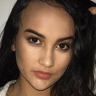 Franny Elliott, 25 (Model)