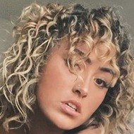 Frannyr, 25 (TikTok明星)