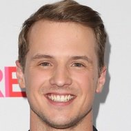 Freddie Stroma, 37 (Acteur de cinéma)